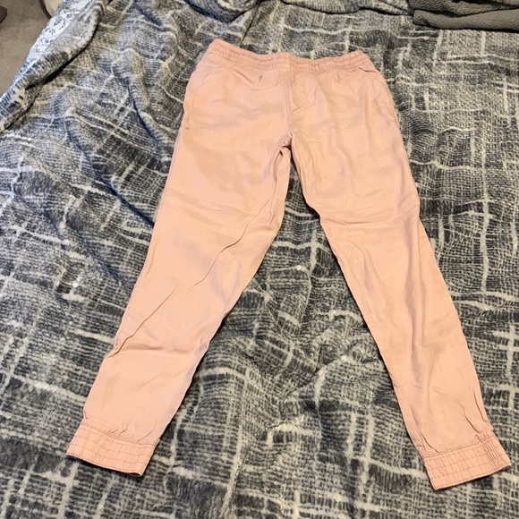Flowy blush pink pants - Picture 2 of 4